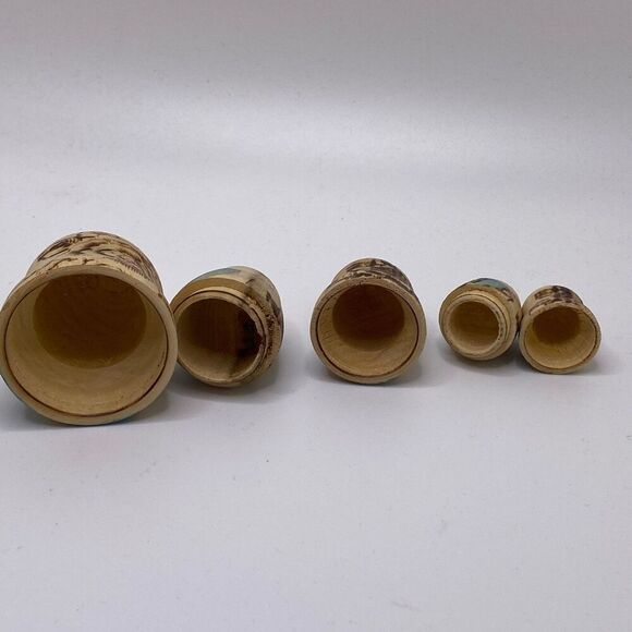Rare Vintage Russian Matryoshka Nesting Doll Hand Crafted 5 Dolls - Picture 10 of 11